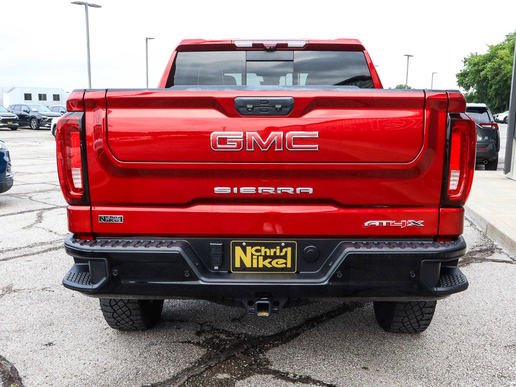2023 GMC Sierra 1500 4WD Crew Cab 147 AT4X