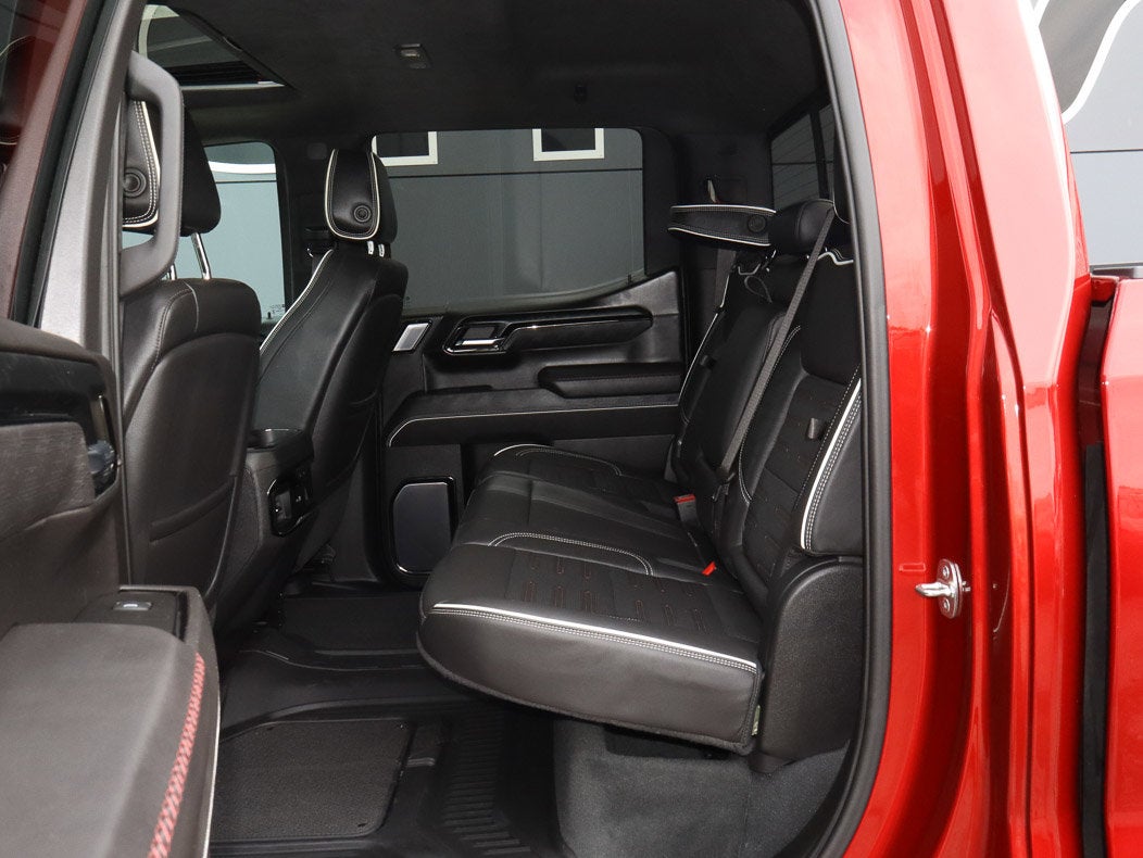 2023 GMC Sierra 1500 4WD Crew Cab 147 AT4X