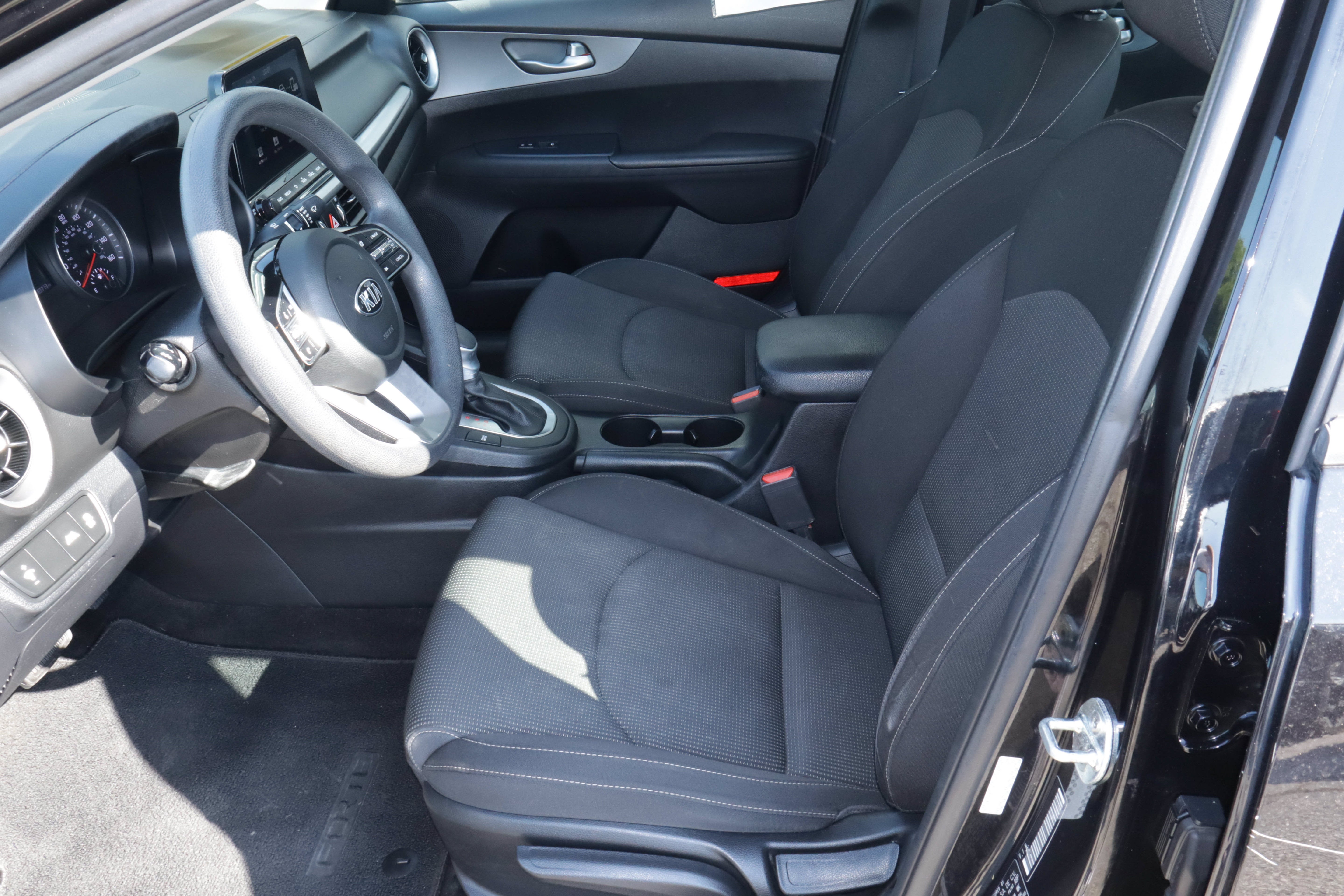 2021 Kia Forte LXS IVT
