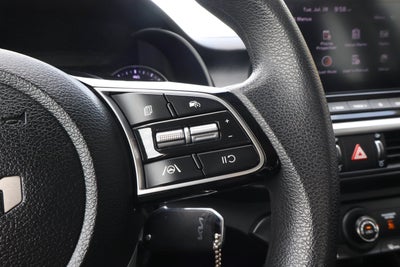 2024 Kia Forte LXS IVT