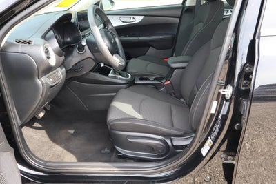 2024 Kia Forte LXS IVT
