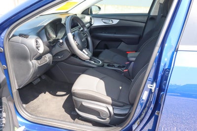 2024 Kia Forte LXS IVT