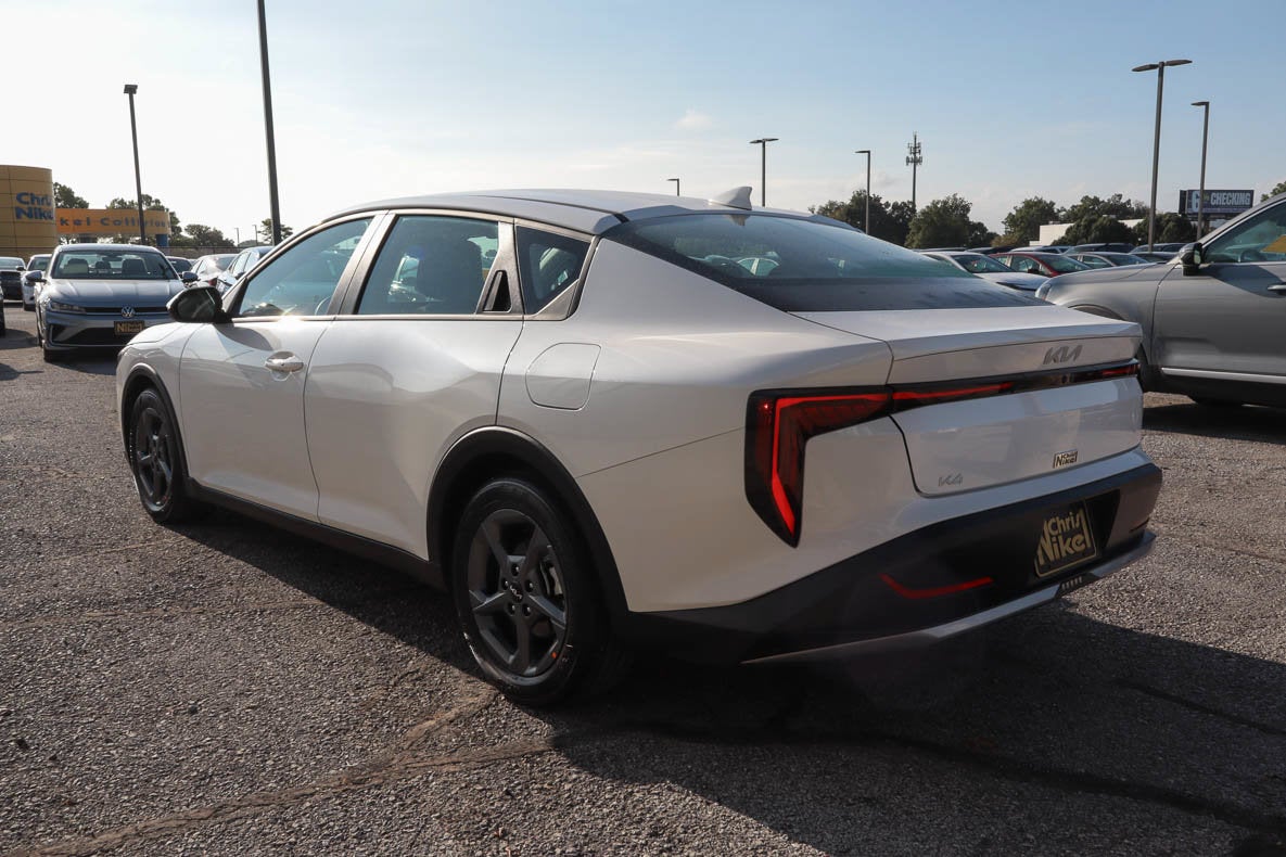 2026 Kia K4 LXS Sedan