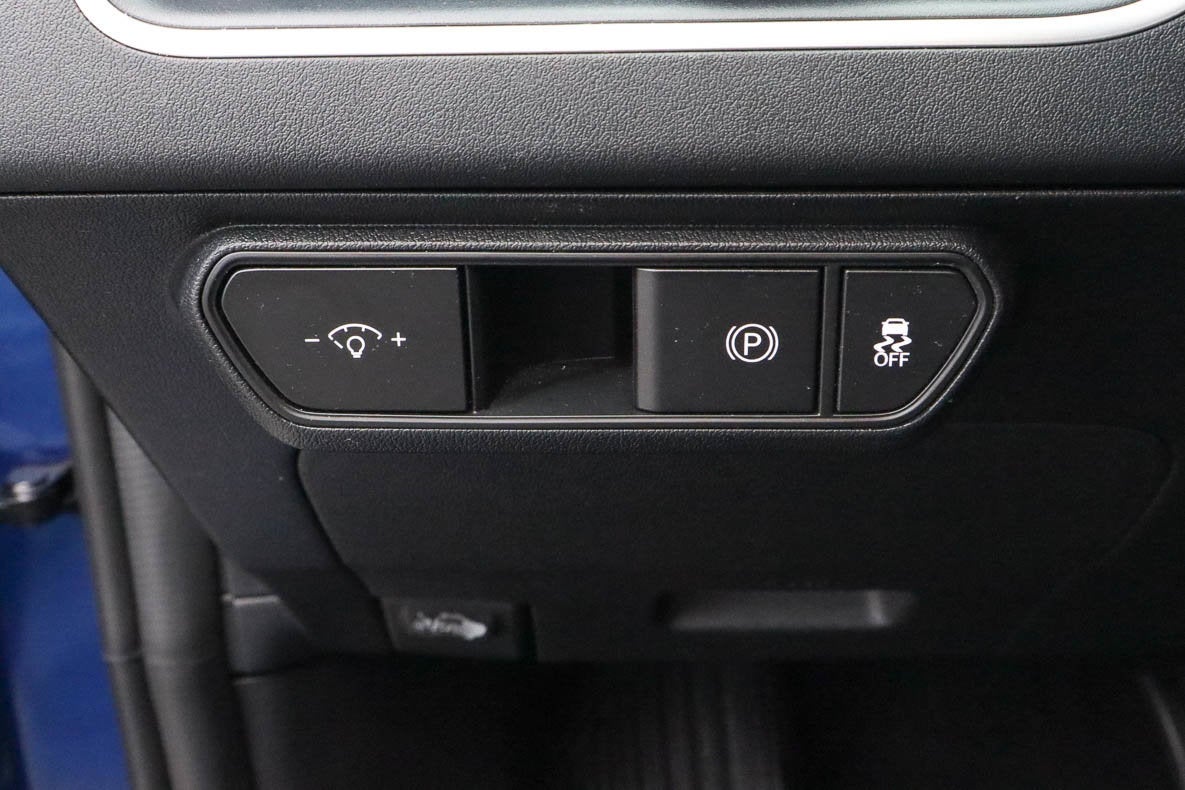 2025 Kia K4 LXS FWD
