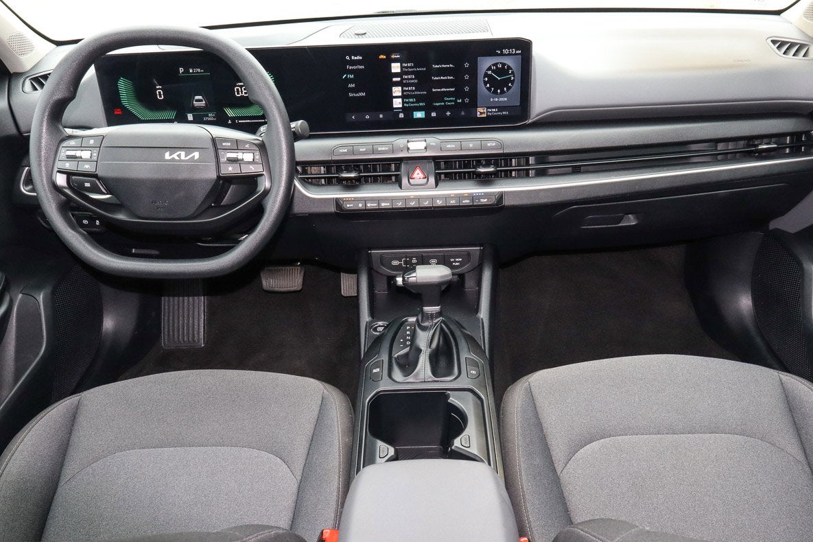2025 Kia K4 LXS FWD