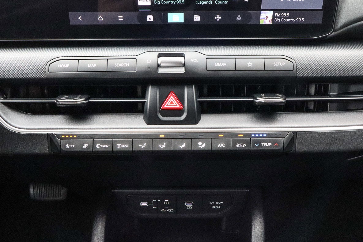 2025 Kia K4 LXS FWD