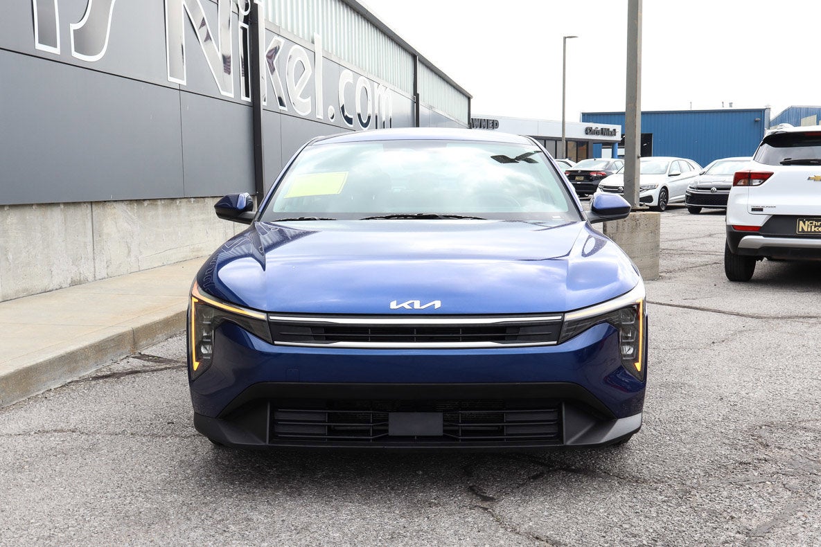 2025 Kia K4 LXS FWD