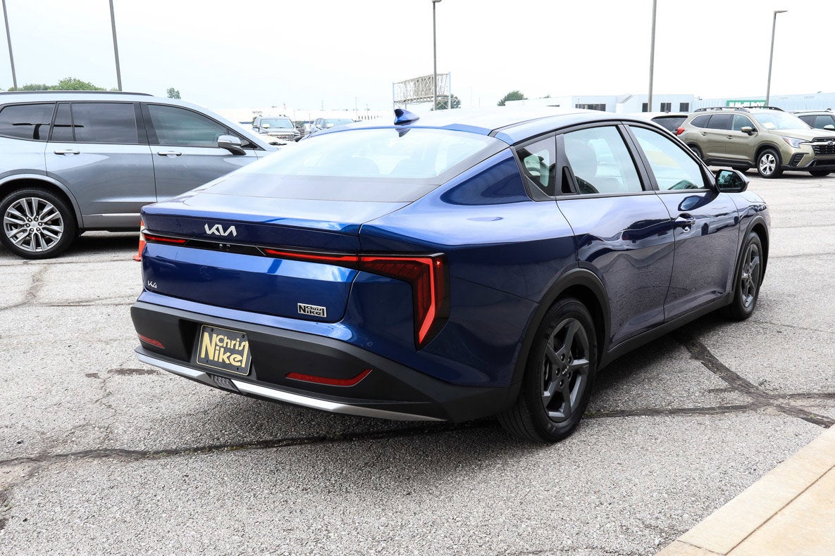 2025 Kia K4 LXS FWD