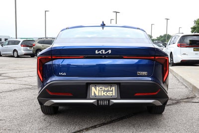 2025 Kia K4 LXS FWD