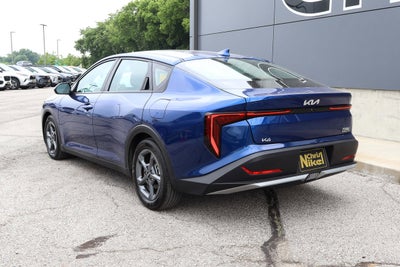 2025 Kia K4 LXS FWD