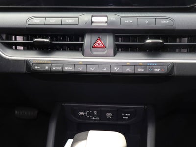 2025 Kia K4 LXS FWD