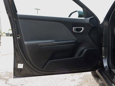 2025 Kia K4 LXS FWD