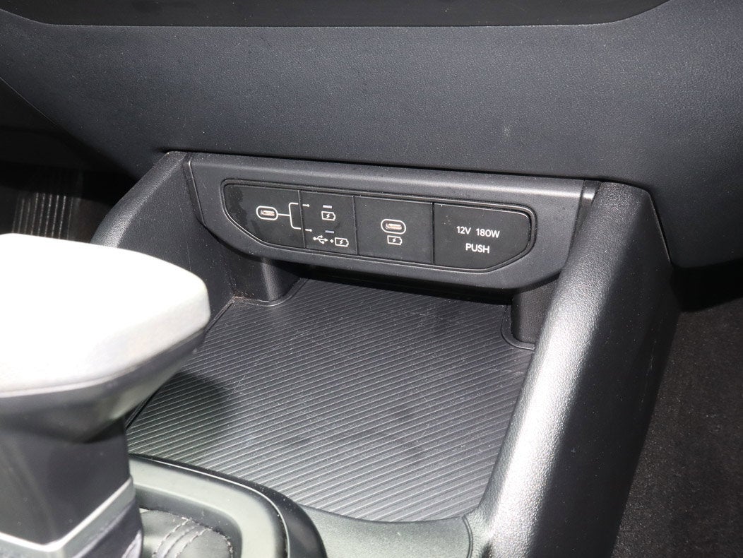 2025 Kia K4 LXS FWD