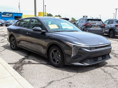 2025 Kia K4 LXS FWD