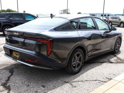 2025 Kia K4 LXS FWD