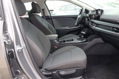 2025 Kia K4 LXS FWD