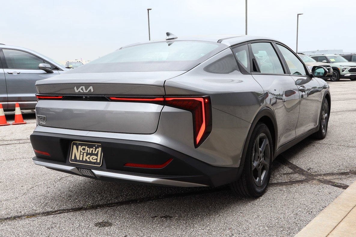 2025 Kia K4 LXS FWD