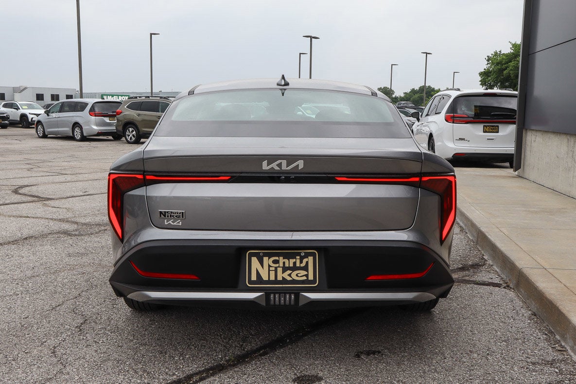 2025 Kia K4 LXS FWD
