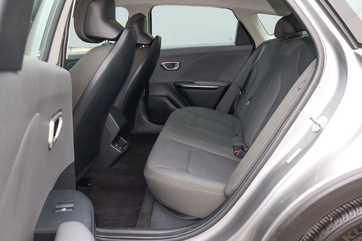 2025 Kia K4 LXS FWD