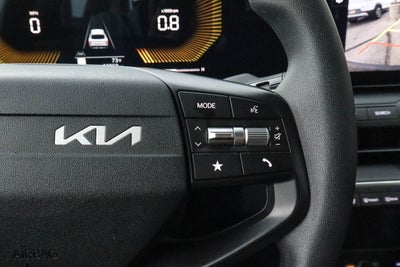 2025 Kia K4 LXS FWD