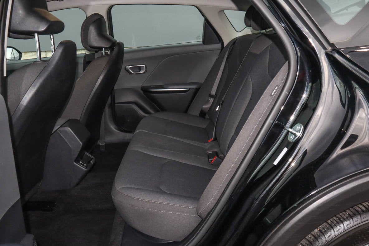 2025 Kia K4 LXS FWD
