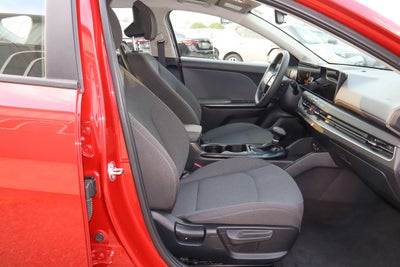 2025 Kia K4 LXS FWD