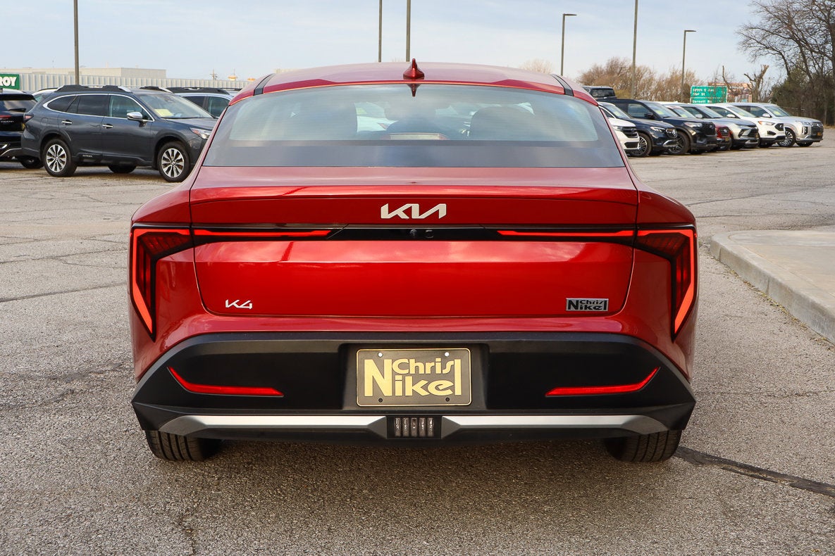 2025 Kia K4 LXS FWD