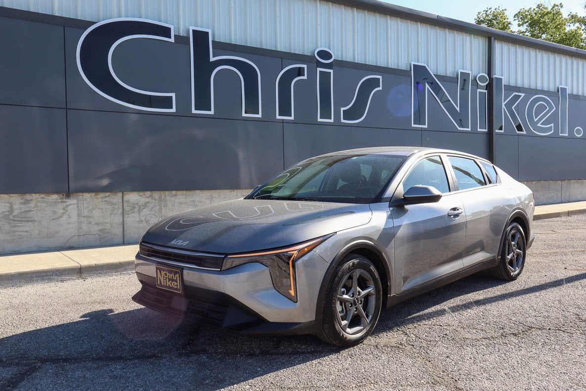 2025 Kia K4 LXS FWD