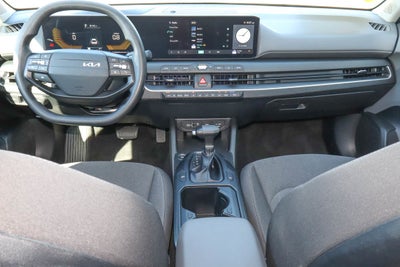 2025 Kia K4 LXS FWD