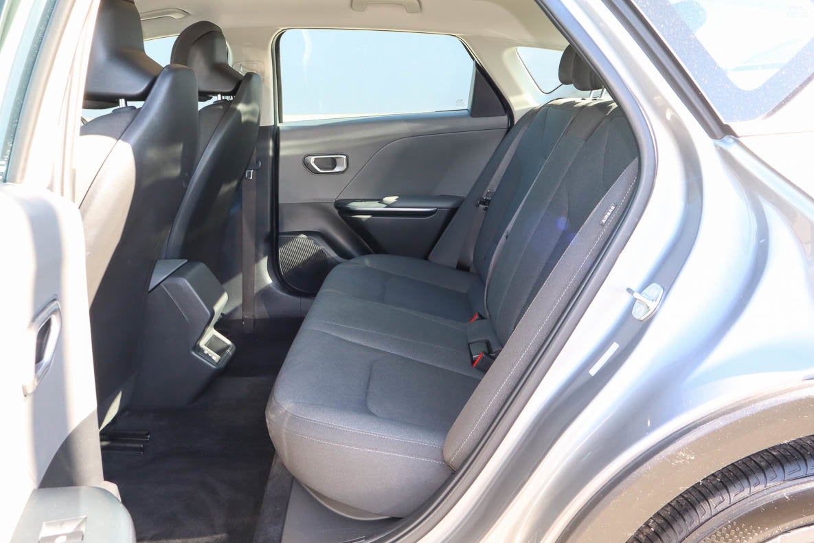 2025 Kia K4 LXS FWD