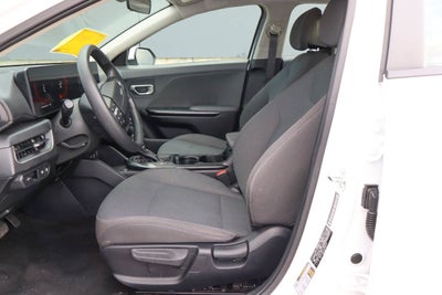 2025 Kia K4 LXS FWD