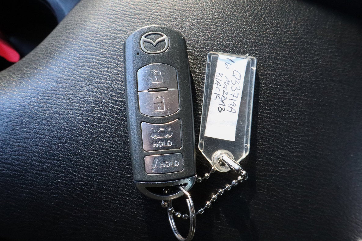 2016 Mazda Mazda3 i Sport