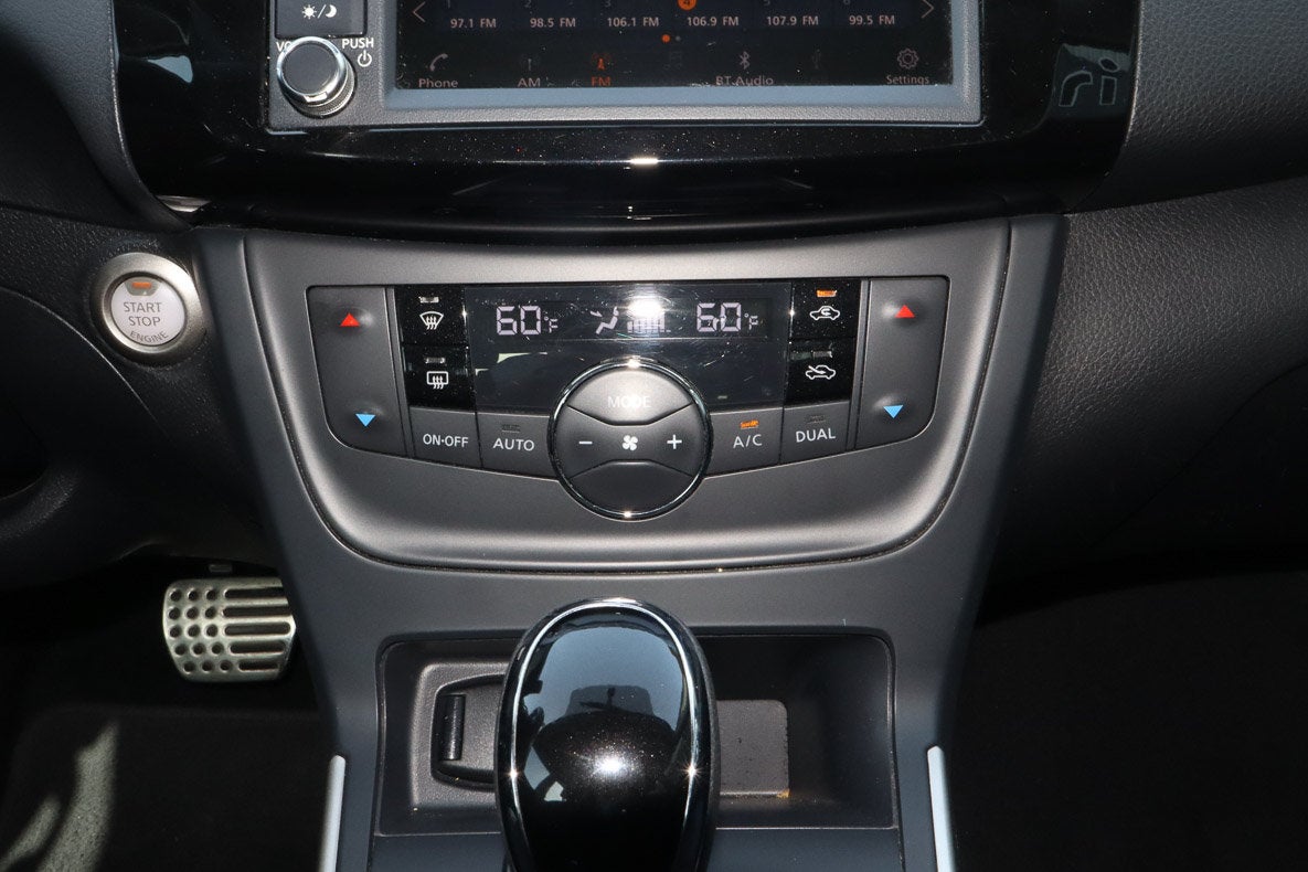2019 Nissan Sentra SV CVT