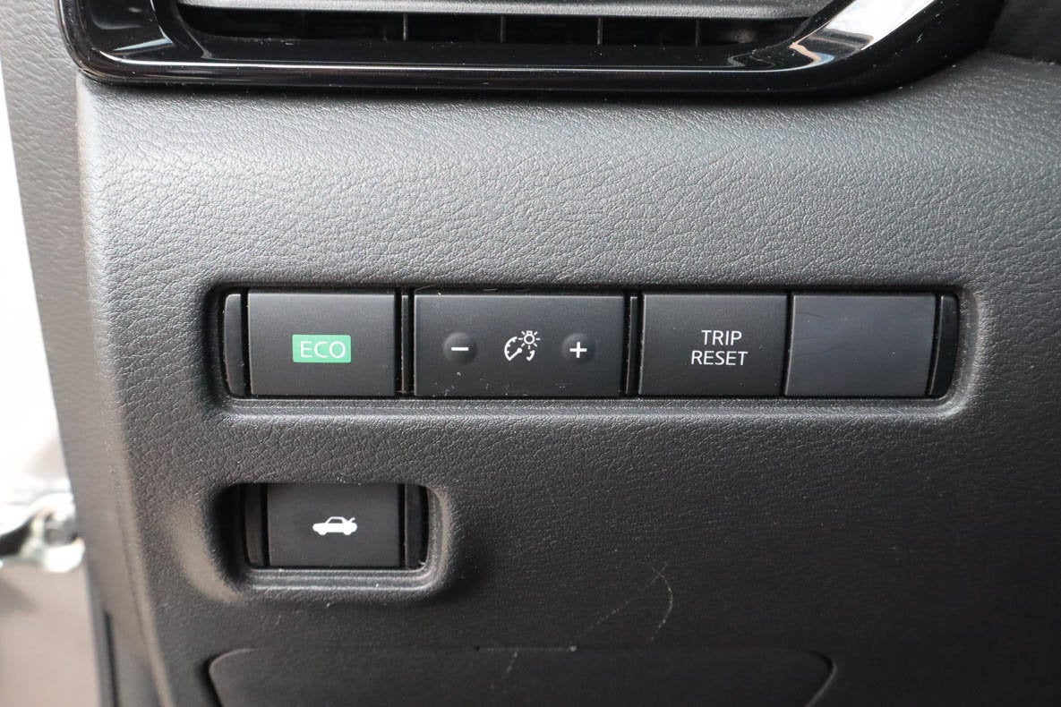 2025 Nissan Sentra SV CVT