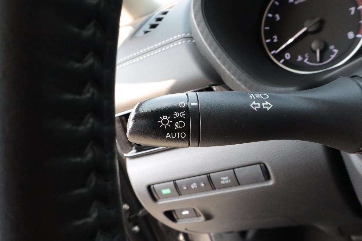 2025 Nissan Sentra SV CVT