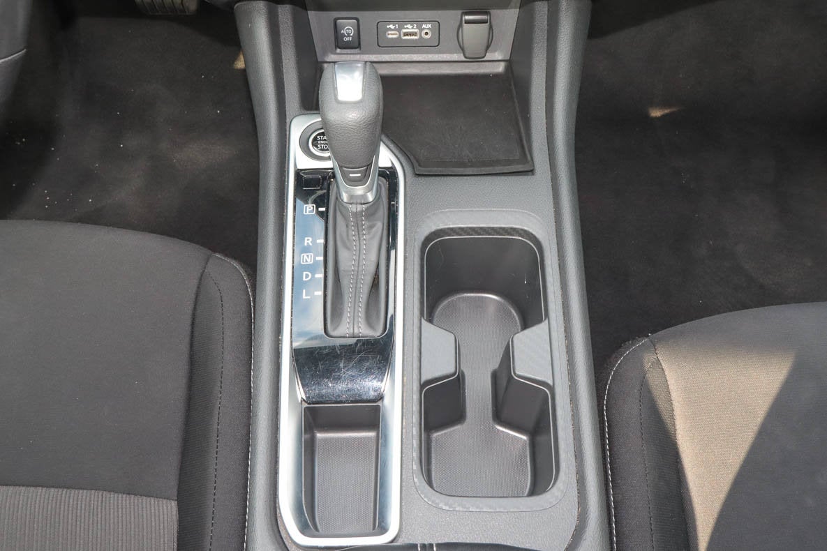 2025 Nissan Sentra SV CVT