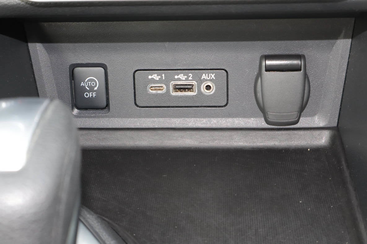 2025 Nissan Sentra SV CVT