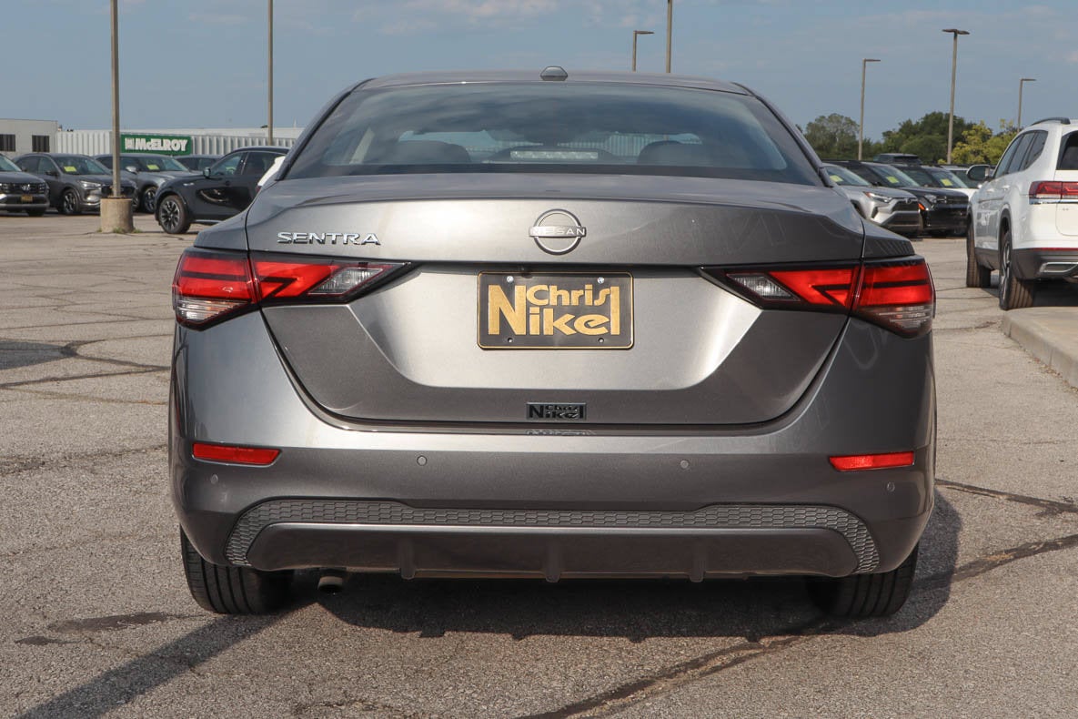 2025 Nissan Sentra SV CVT