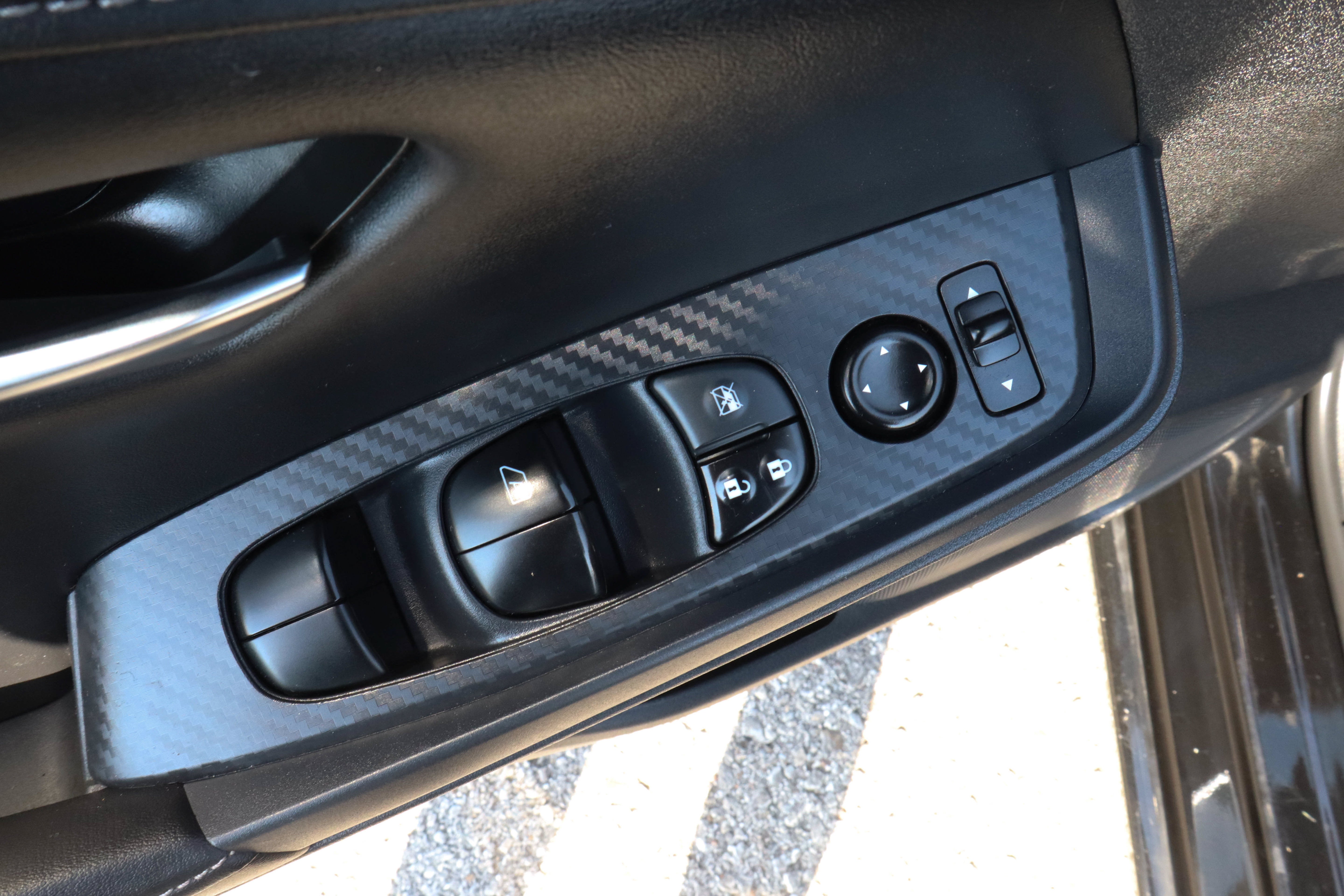 2023 Nissan Sentra SV CVT