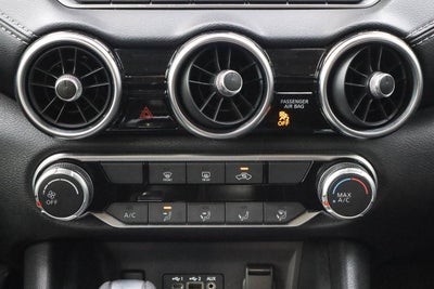 2024 Nissan Sentra SV CVT