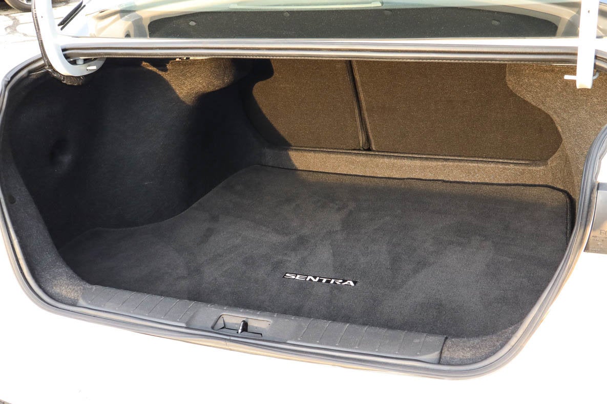 2024 Nissan Sentra SV CVT