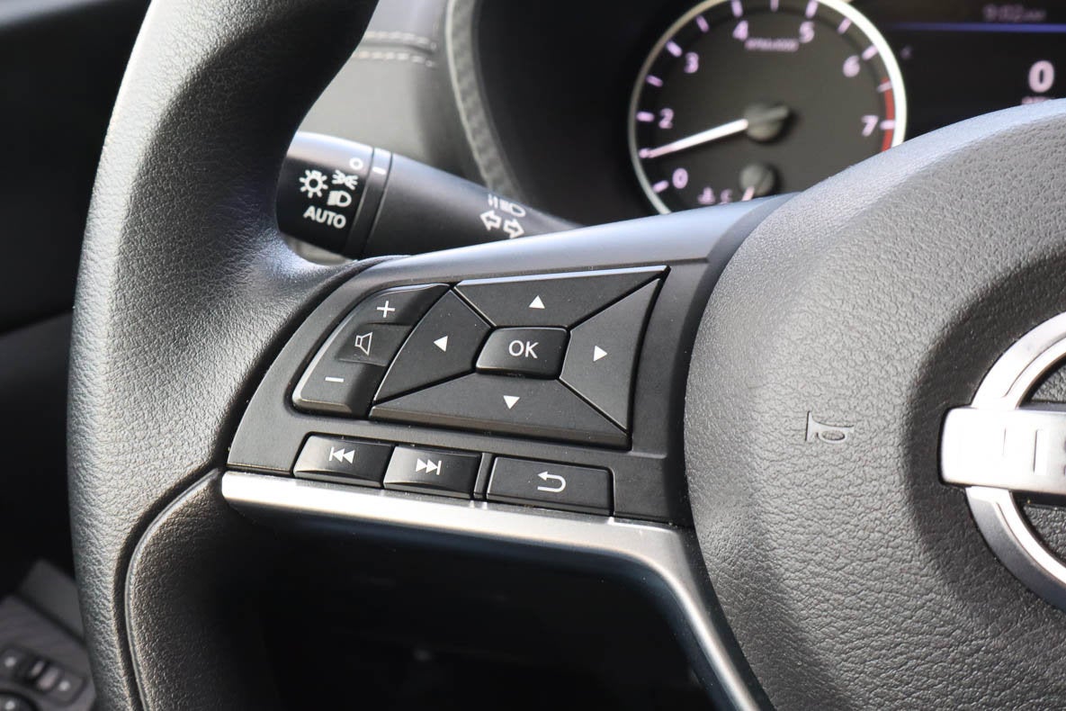 2024 Nissan Sentra SV CVT