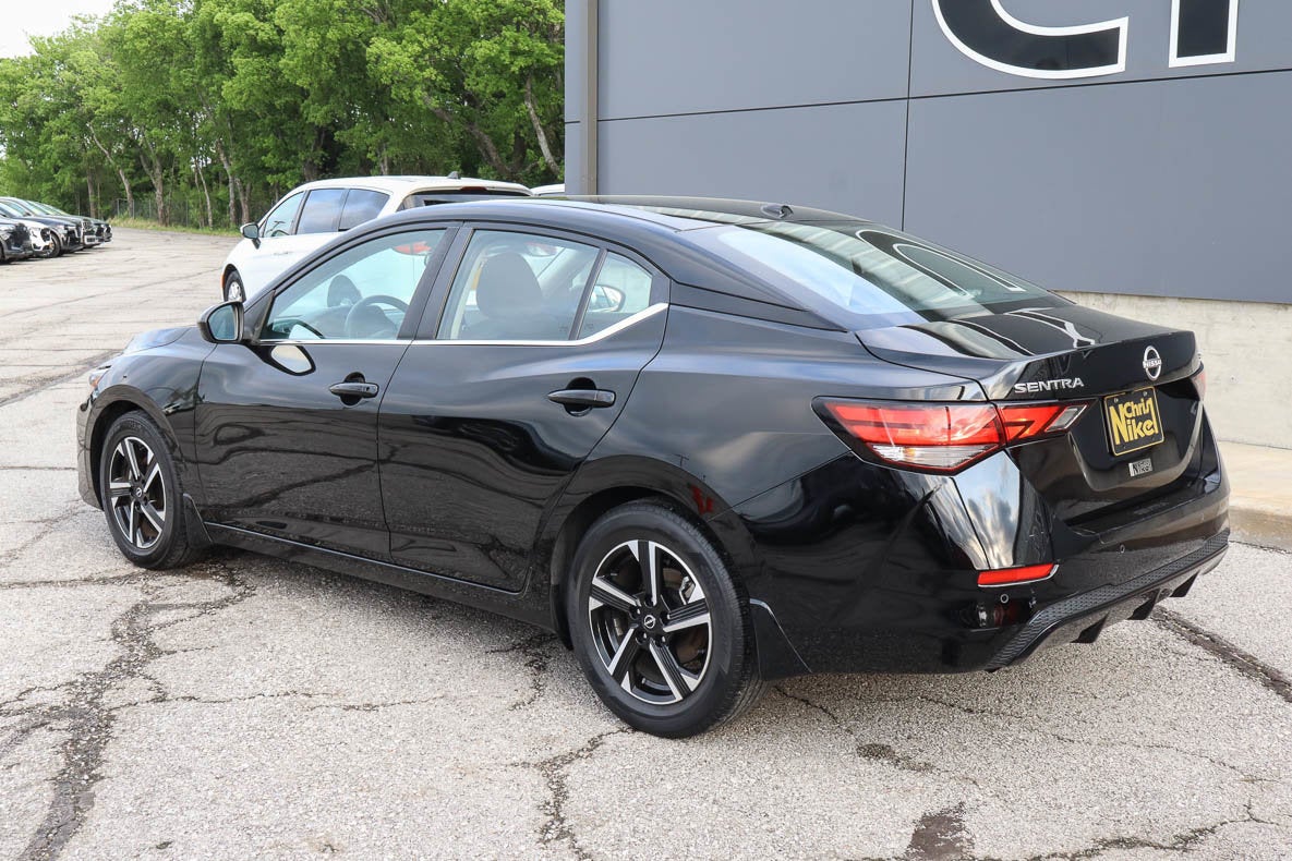 2024 Nissan Sentra SV CVT