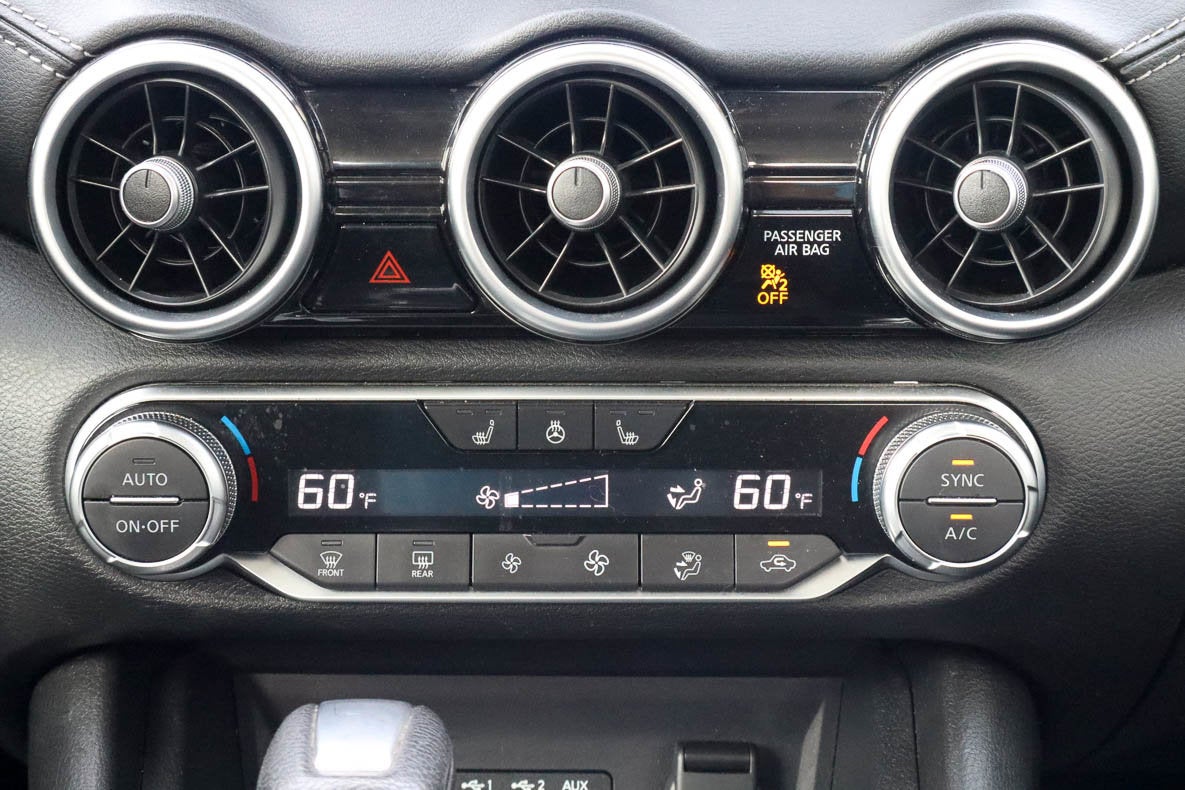 2024 Nissan Sentra SV CVT