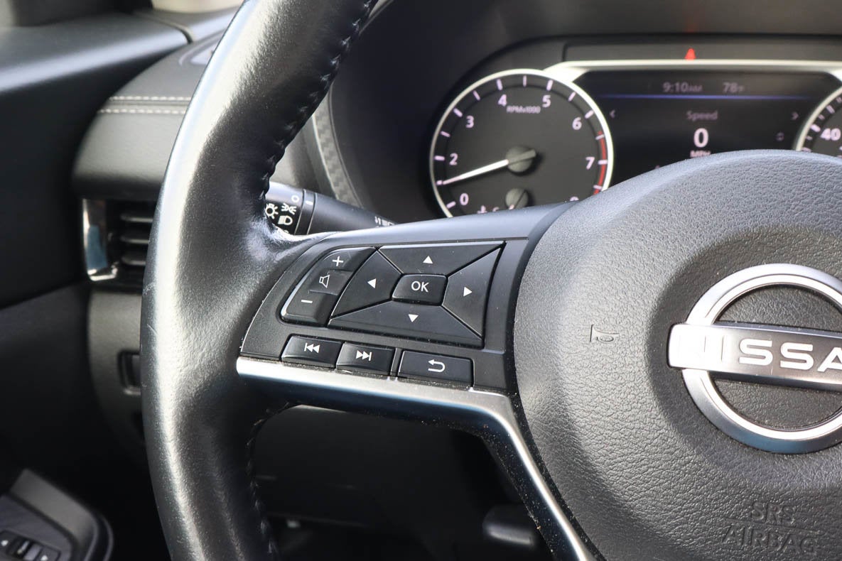 2024 Nissan Sentra SV CVT