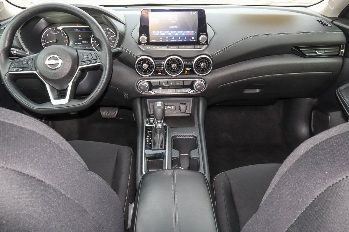 2024 Nissan Sentra SV CVT