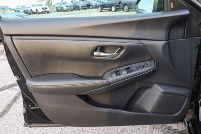 2024 Nissan Sentra SV CVT