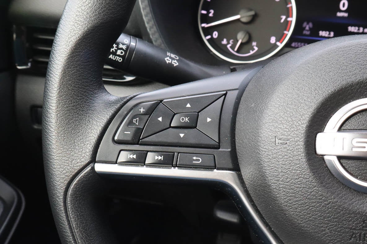 2024 Nissan Sentra SV CVT