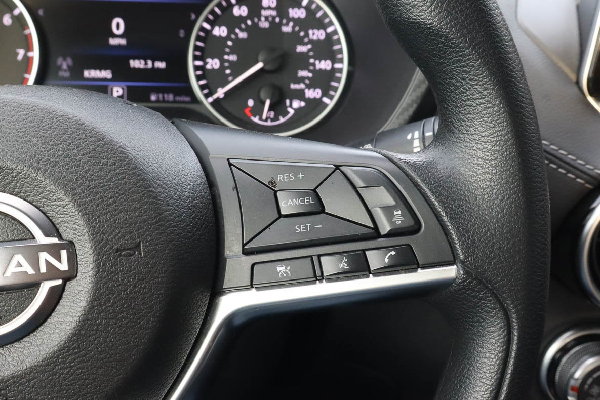 2024 Nissan Sentra SV CVT