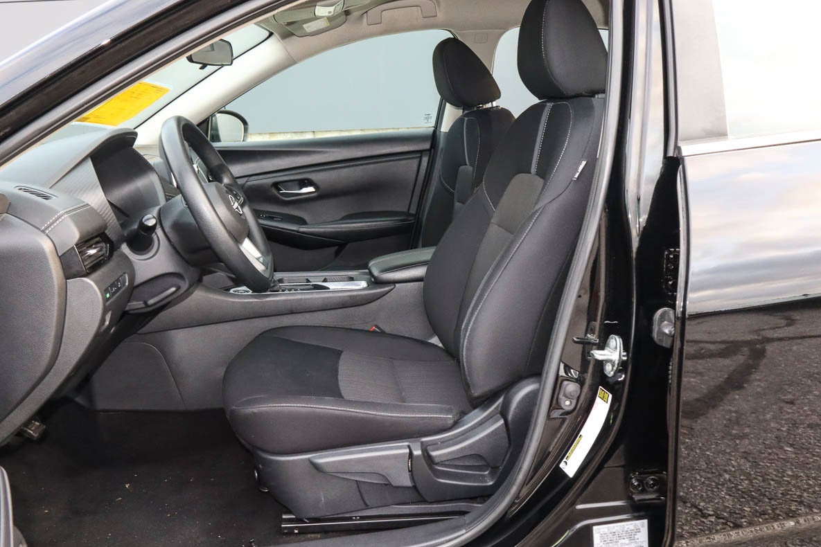 2024 Nissan Sentra SV CVT